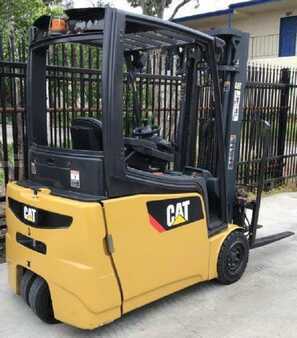 3 Wheels Electric 2015  CAT Lift Trucks 2ET3000 (2)