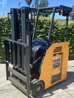 Stackers stand-on 2015  Jungheinrich ETG235 (1)