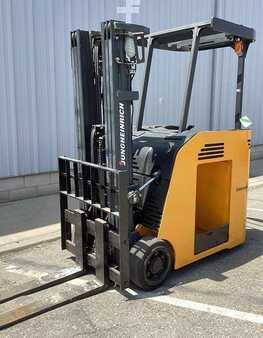 Stackers stand-on 2013  Jungheinrich ETG340 (1)