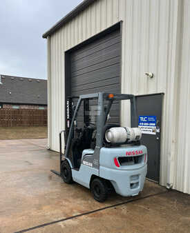 Carretilla elevadora GLP 2007  Nissan MP1F1A20LV (4)