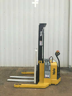 Pallet Stackers 2009  Yale MSW040SFN24TV087 (3)