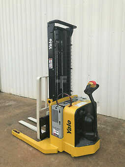 Pallet Stackers 2009  Yale MSW040SFN24TV087 (9)
