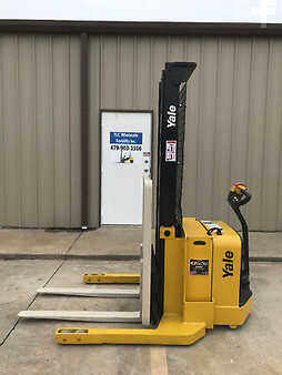 Pallet Stackers 2009  Yale MSW040SFN24TV087 (2)
