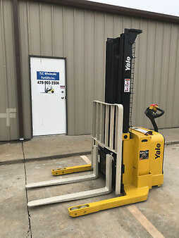 Pallet Stackers 2009  Yale MSW040SFN24TV087 (3)