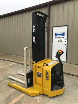 Pallet Stackers 2009  Yale MSW040SFN24TV087 (4)