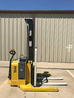 Pallet Stackers 2008  Yale MSW040SFN24TV087 (2)