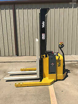 Pallet Stackers 2008  Yale MSW040SFN24TV087 (3)