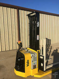 Pallet Stackers 2008  Yale MSW040SFN24TV087 (4)