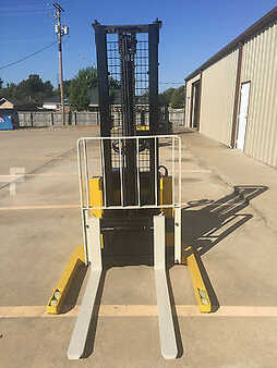 Pallet Stackers 2010  Yale MSW040SFN24TV087 (9)