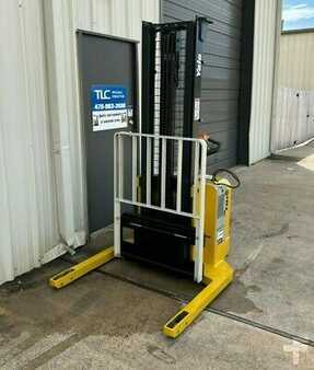 Pallet Stackers 2010  Yale MSW040SFN24TV087 (4)