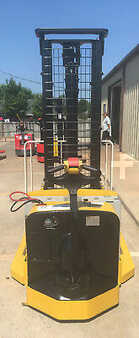 Pallet Stackers 2012  Yale MSW040SFN24TV087 (5)