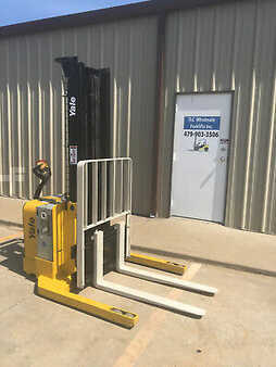 Pallet Stackers 2012  Yale MSW040SFN24TV087 (7)