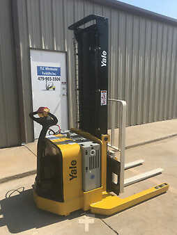 Pallet Stackers 2012  Yale MSW040SFN24TV087 (8)
