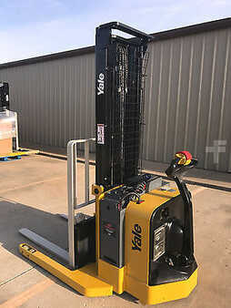 Pallet Stackers 2012  Yale MSW040SFN24TV087 (3)