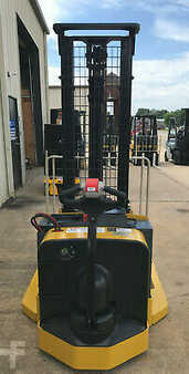 Pallet Stackers 2012  Yale MSW040SFN24TV087 (6)