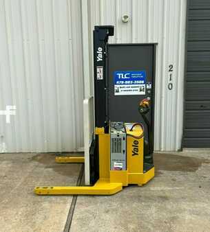 Pallet Stackers 2014  Yale MSW040SFN24TV087 (3)