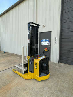 Pallet Stackers 2014  Yale MSW040SFN24TV087 (7)
