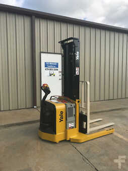 Pallet Stackers 2013  Yale MSW040SFN24TV087 (4)