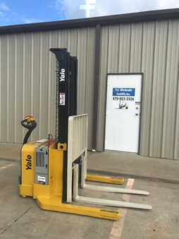 Pallet Stackers 2013  Yale MSW040SFN24TV087 (5)