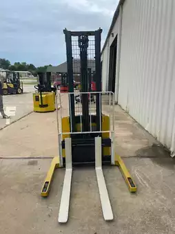 Pallet Stackers 2015  Yale MSW040SFN24TV087 (13)