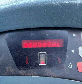 Apilador conductor incorporado 2013  Raymond  (12)