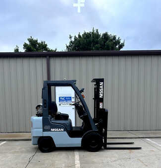 Propane Forklifts 2013  Nissan MP1F1A20LV (1)