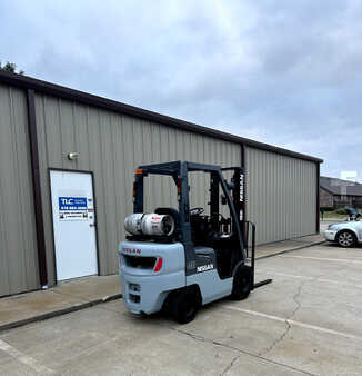 Propane Forklifts 2013  Nissan MP1F1A20LV (4)