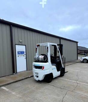 Propane Forklifts 2014  Nissan MP1F1A20LV (7)