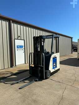 Stackers stand-on 2008  Crown 5530C-30 (6)