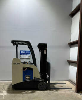 Stackers stand-on 2011  Crown RC 5530-30 (1)