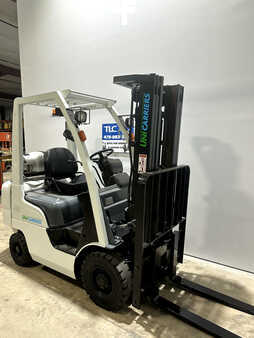 Carretilla elevadora GLP 2013  Nissan MP1F1A20LV (3)