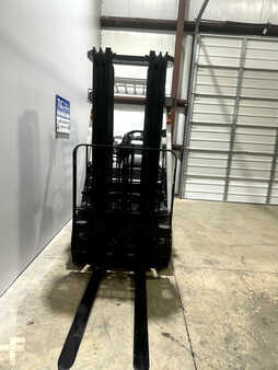 Carretilla elevadora GLP 2013  Nissan MP1F1A20LV (9)