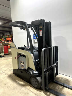 Stackers stand-on 2013  Crown RC 5530-30 (2)