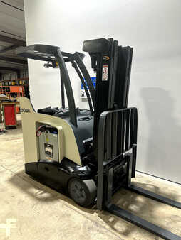 Apilador conductor incorporado 2014  Crown RC 5530-30 (4)