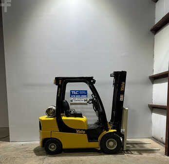 Propane Forklifts 2015  Yale GLP050LXNVAE091 (3)