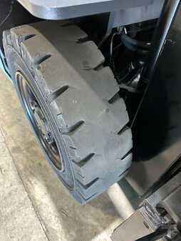 Propane Forklifts 2013  Unicarriers MP1F2A25LV (11)
