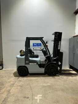 Propane Forklifts 2010  Unicarriers MP1F2A25LV (1)
