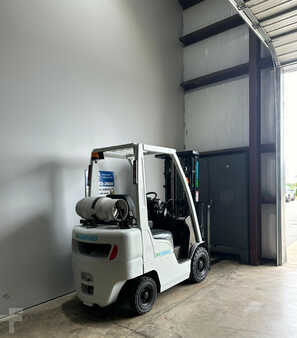 Propane Forklifts 2013  Nissan MP1F1A20LV (4)