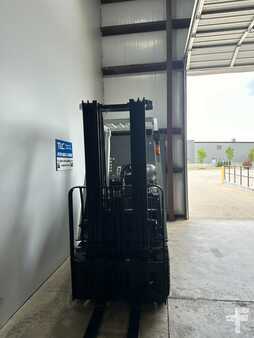 Propane Forklifts 2013  Nissan MP1F1A20LV (9)