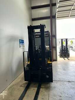 Carretilla elevadora GLP 2013  Yale GLP050VXNVRE090 (6)