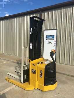Pallet Stackers 2008  Yale MSW040SEN24TV087 (4)