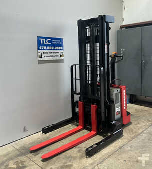 Pallet Stackers - Raymond RSS40 (7)