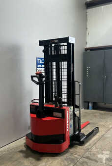 Pallet Stackers - Raymond RSS40 (5)