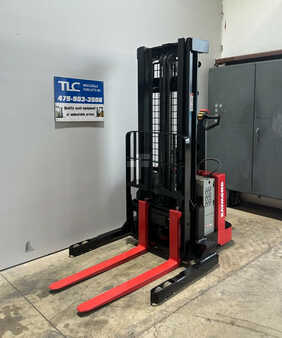 Pallet Stackers - Raymond RSS40 (7)