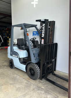 Carretilla elevadora GLP 2013  Nissan MP1F1A20LV (6)