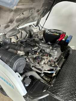 Carretilla elevadora GLP 2013  Nissan MP1F1A20LV (12)