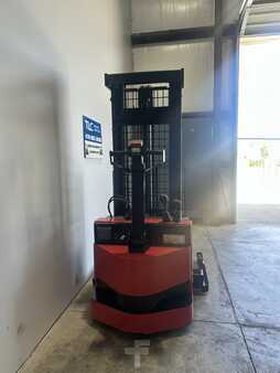 Apilador eléctrico - Raymond RSS40 (6)