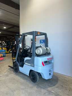 Carretilla elevadora GLP 2012  Nissan MP1F1A20LV (6)