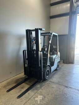 Carretilla elevadora GLP 2012  Nissan MP1F1A20LV (7)