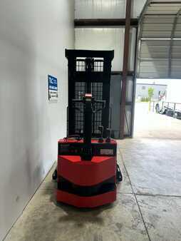 Apilador eléctrico - Raymond RSS40 (8)